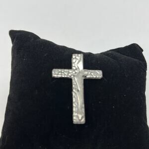 925 (no markings) Unisex Cross Pendant with Abstract Details